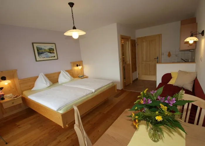 Biobauernhof Nussbaumer Κατάλυμα σε φάρμα Nussdorf am Attersee