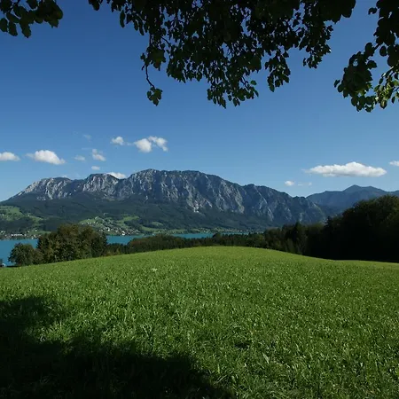 Biobauernhof Nussbaumer * Nussdorf am Attersee