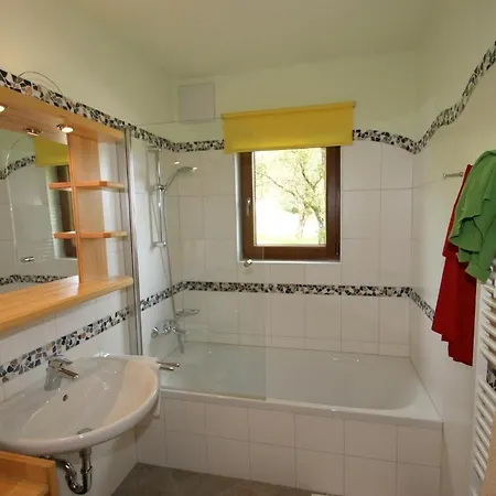 Biobauernhof Nussbaumer בית חווה